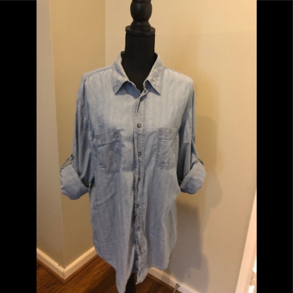 Hugo Boss Other - Hugo Boss men’s jean button down shirt